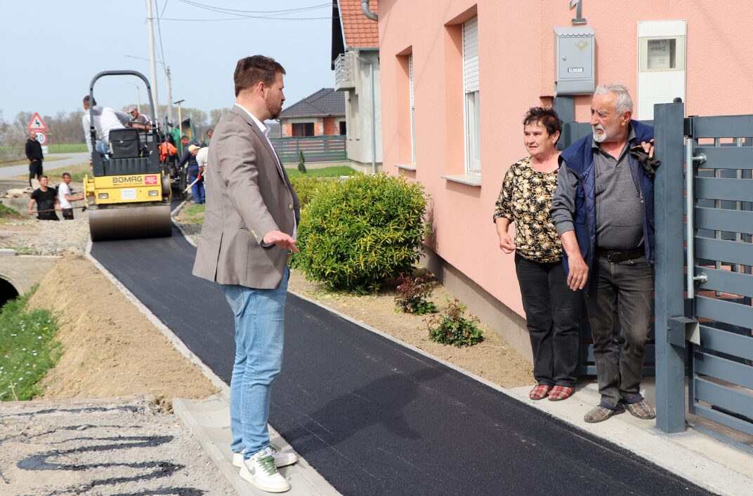 dakovo-nova-pjesacka-staza-u-sirokom-polju-2